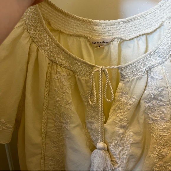 Lucky Brand Pale Yellow Sz L Embroidered Blouse EUC - Picture 5 of 7